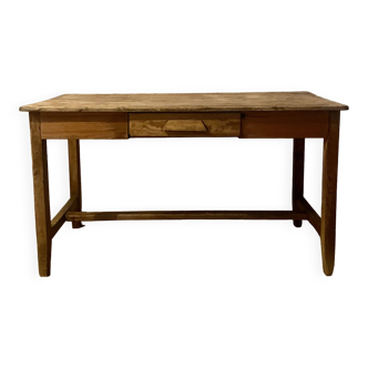 Table en bois brut