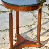 Empire side table in mahogany and mahogany veneer.