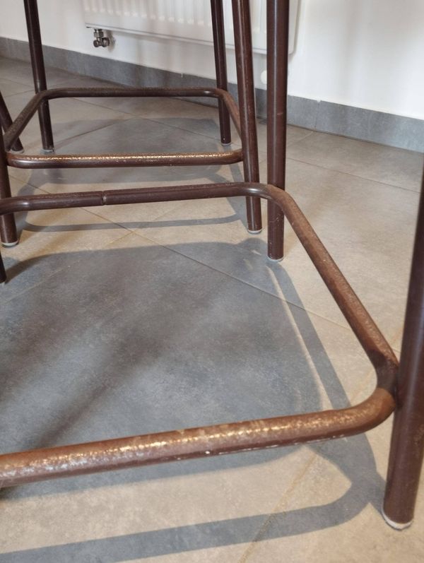 4 tabourets empilables vintage d'ateliers industriels Mullca