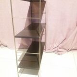 Tomado shelf