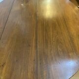 Oval table with 6 legs, 3 extensions, 12 people