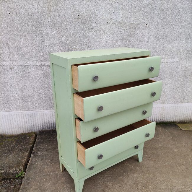 High chest of drawers