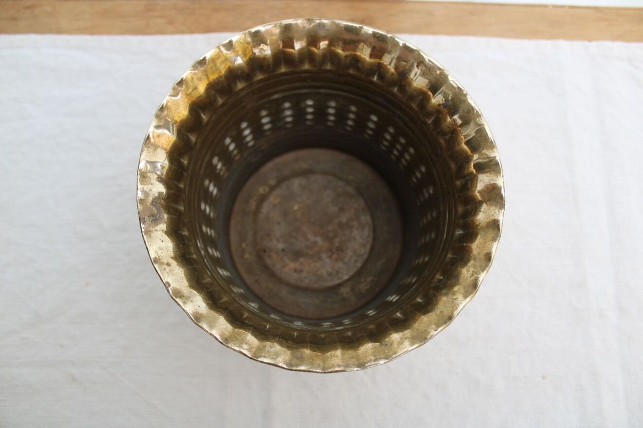 Golden pot cover
