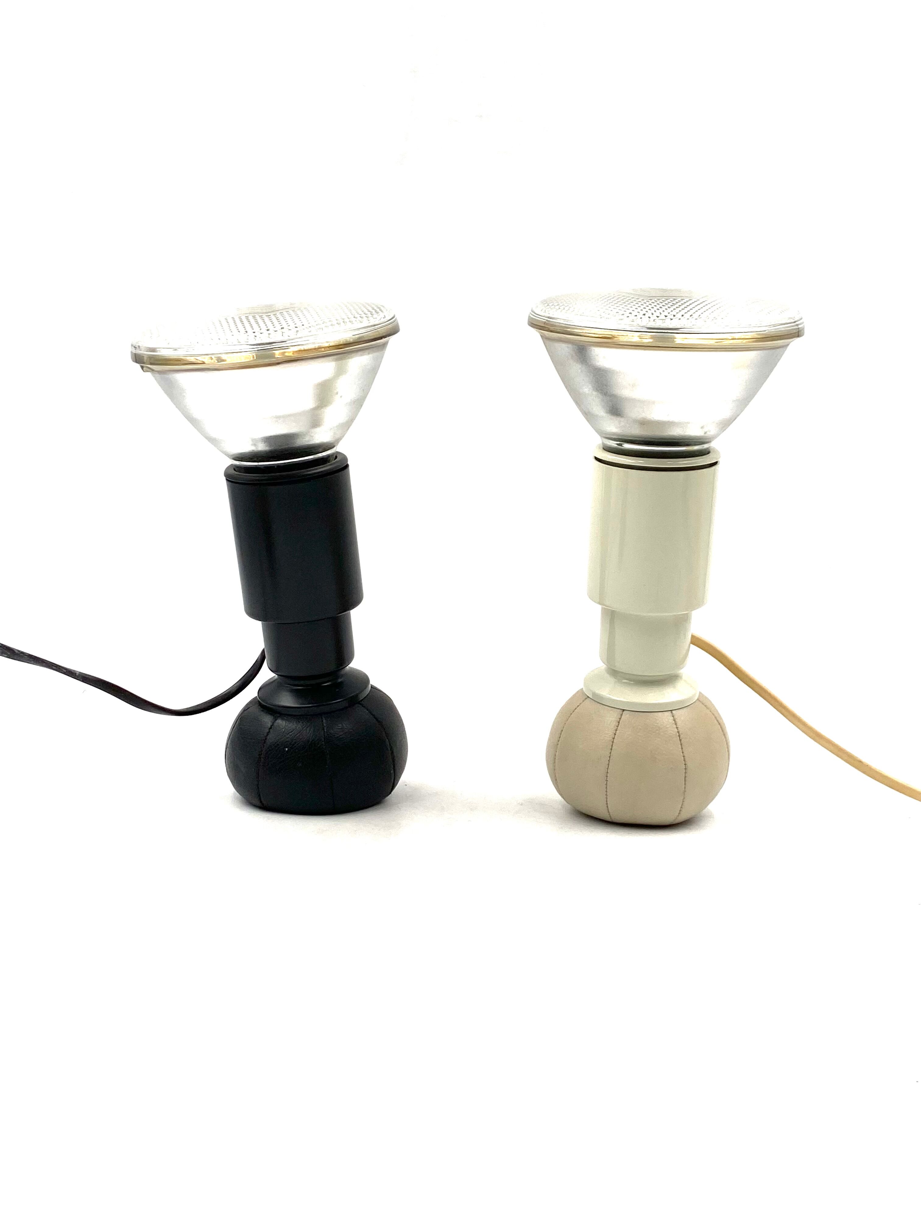 Gino Sarfatti, Set of 2 Table Lamps mod. 600/C, Arteluce Italy, 1966