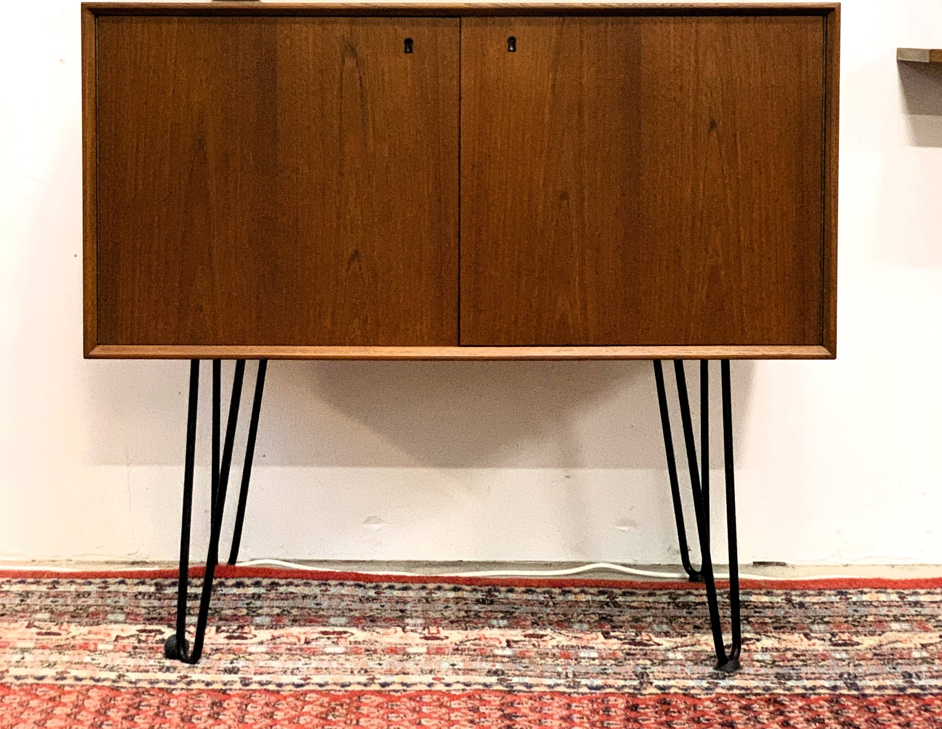 Teak cabinet, norway 1960s/70s, vintage, mid-c modern