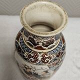 Set of three pieces of Japanese Satsuma-style ceramics.