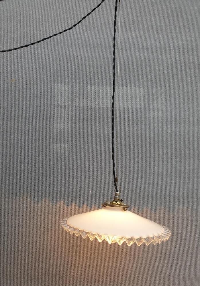 Art Deco ruffled opaline hanging