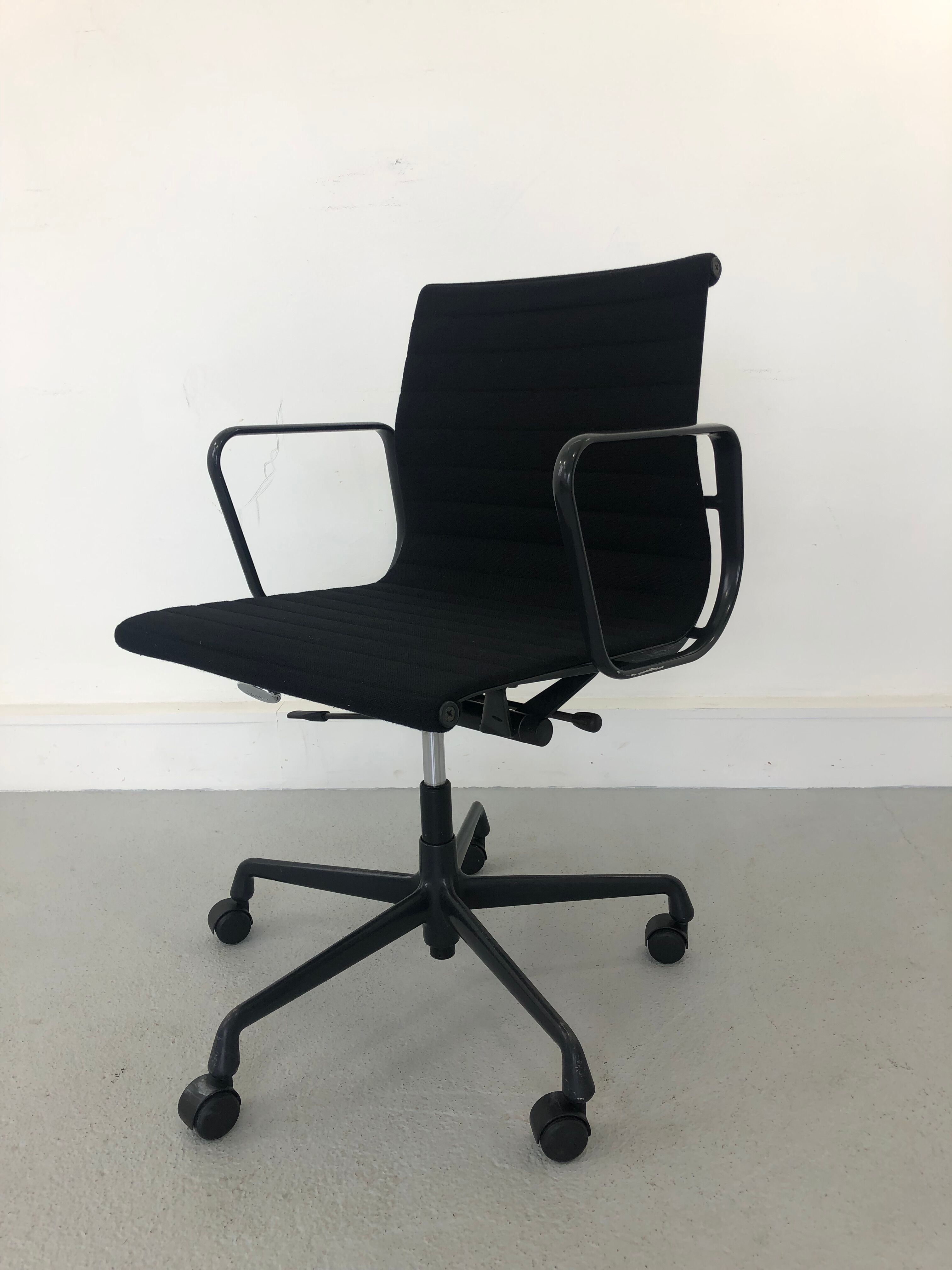 Aluminum black model EA 117 swivel chair by Charles & Ray Eames for Vitra