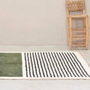 Handmade green and white Beni Ourain rug, size 1.4/2.6 m.