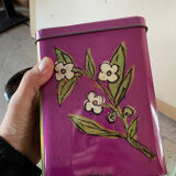 Rice and tea boxes