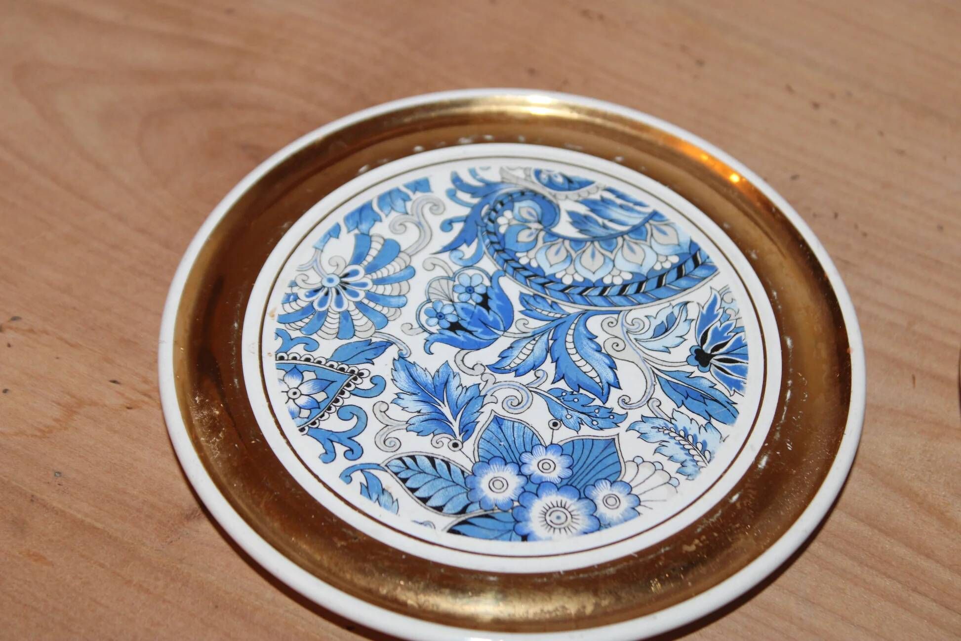 Set of 2 vintage ceramic coasters – Blue floral design and gilding – Made in France