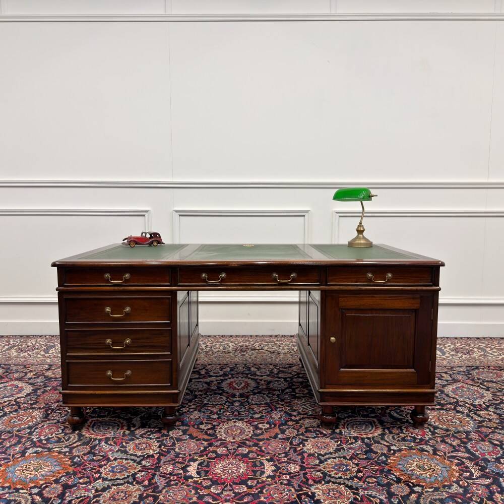Grand bureau anglais classique