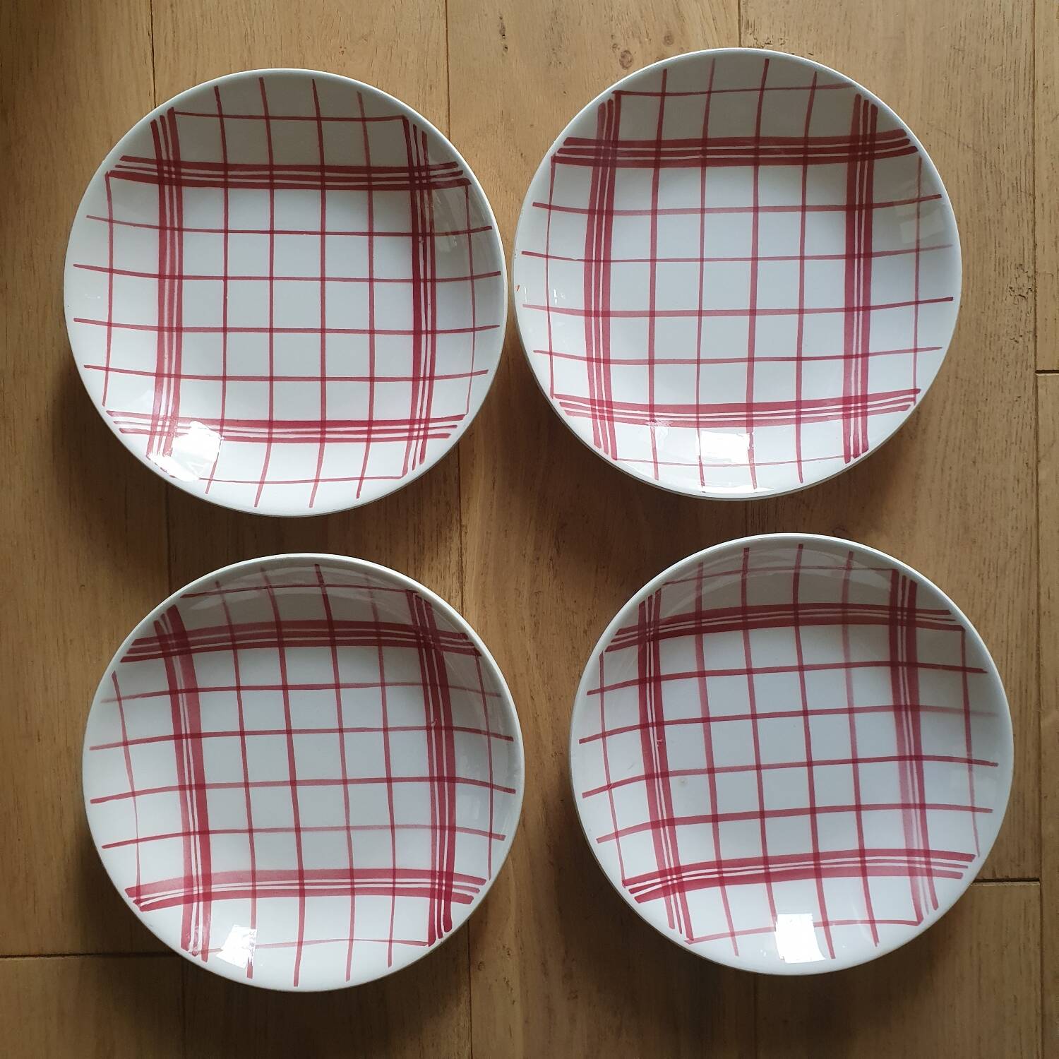 4 deep plates Moulin des Loups