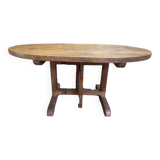 Oak winegrower's target coffee table