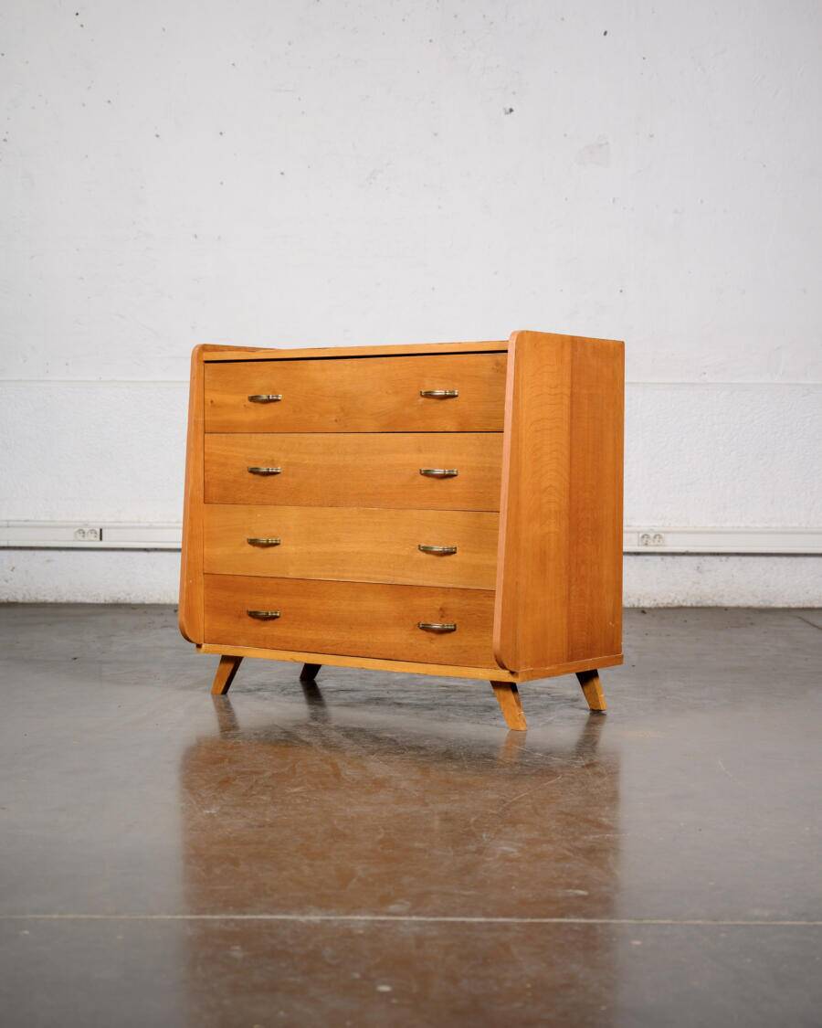 Vintage chest of drawers with 4 drawers