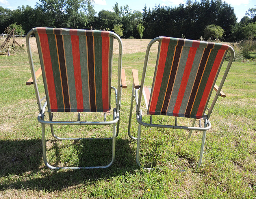 2 old camping chairs pattern bayadère