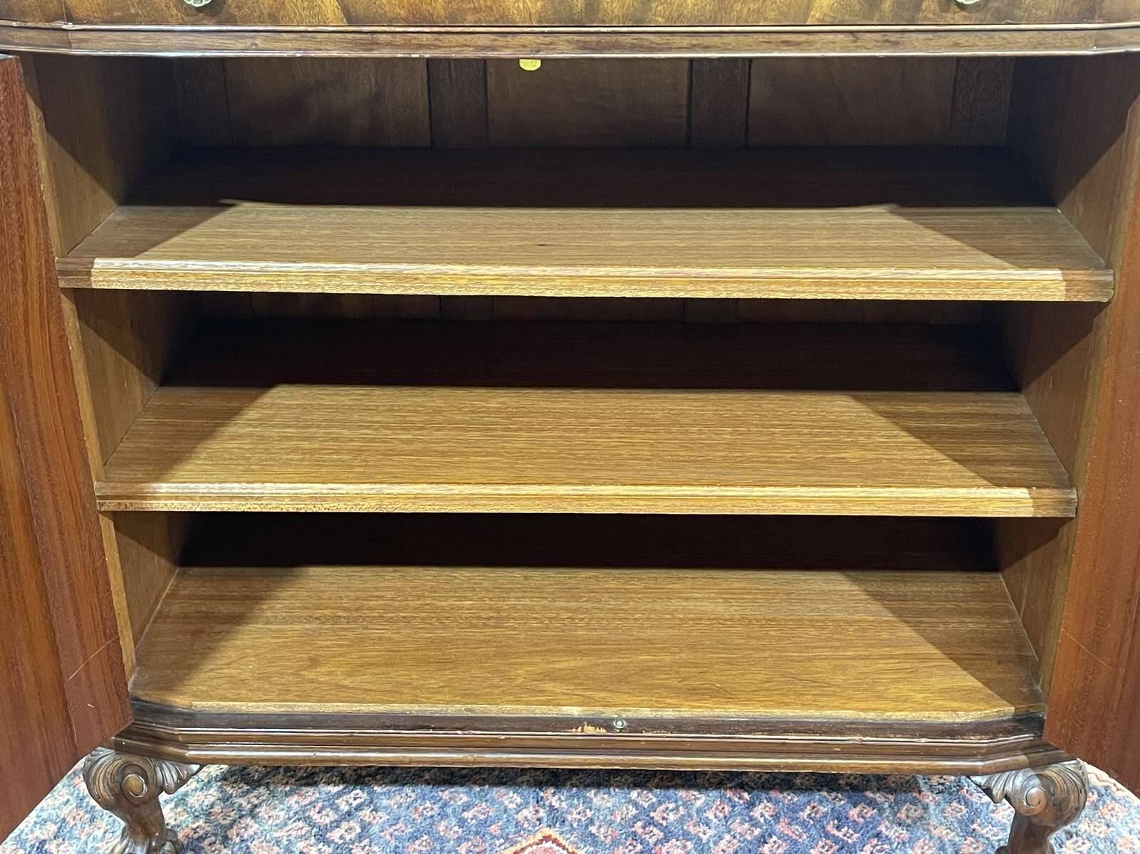 English mahogany sideboard from the 1930s with 2 drawers
