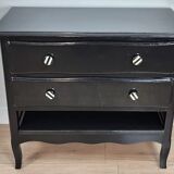 Black chest of drawers
