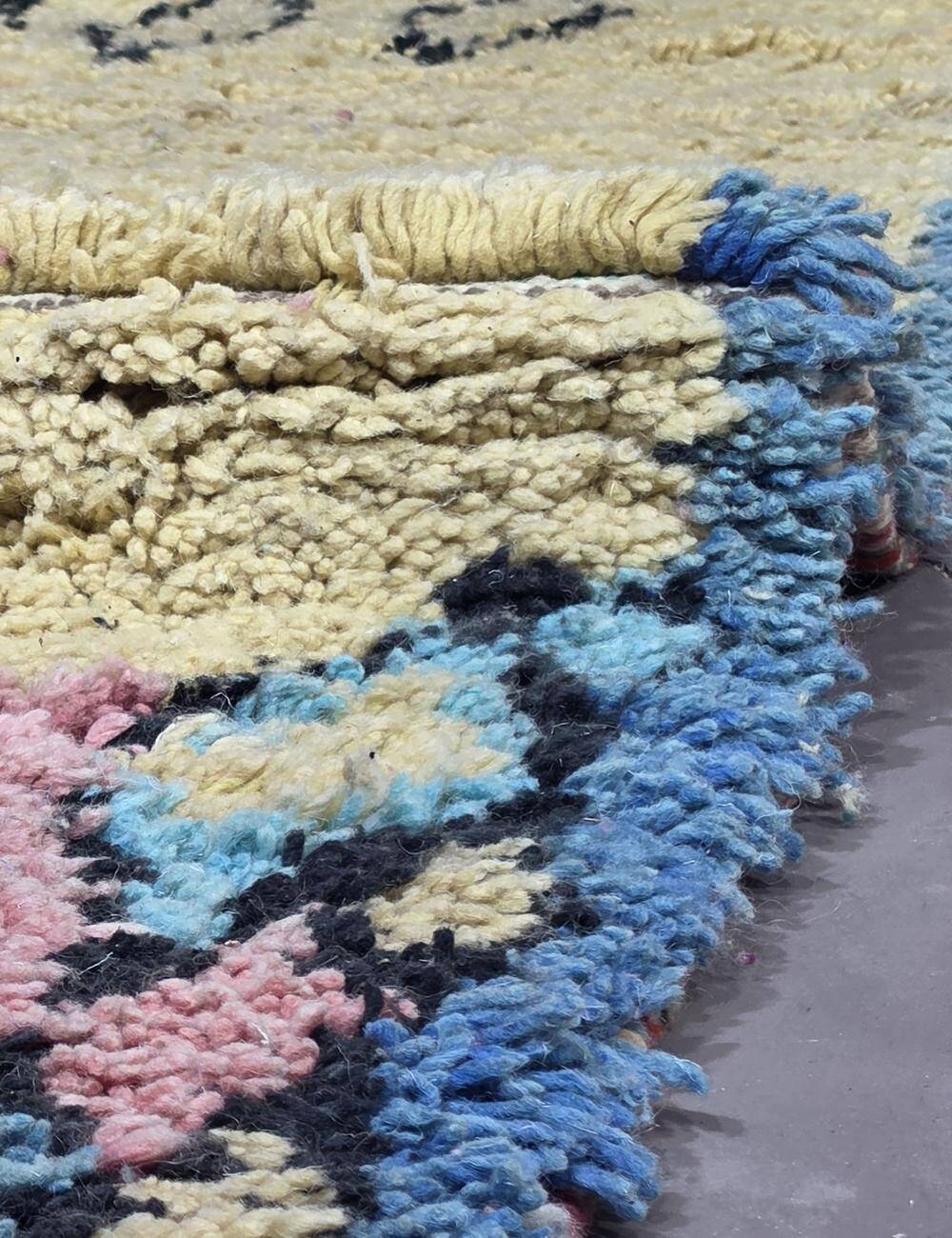 Berber Carpet Boujaad - 315 x 203 cm