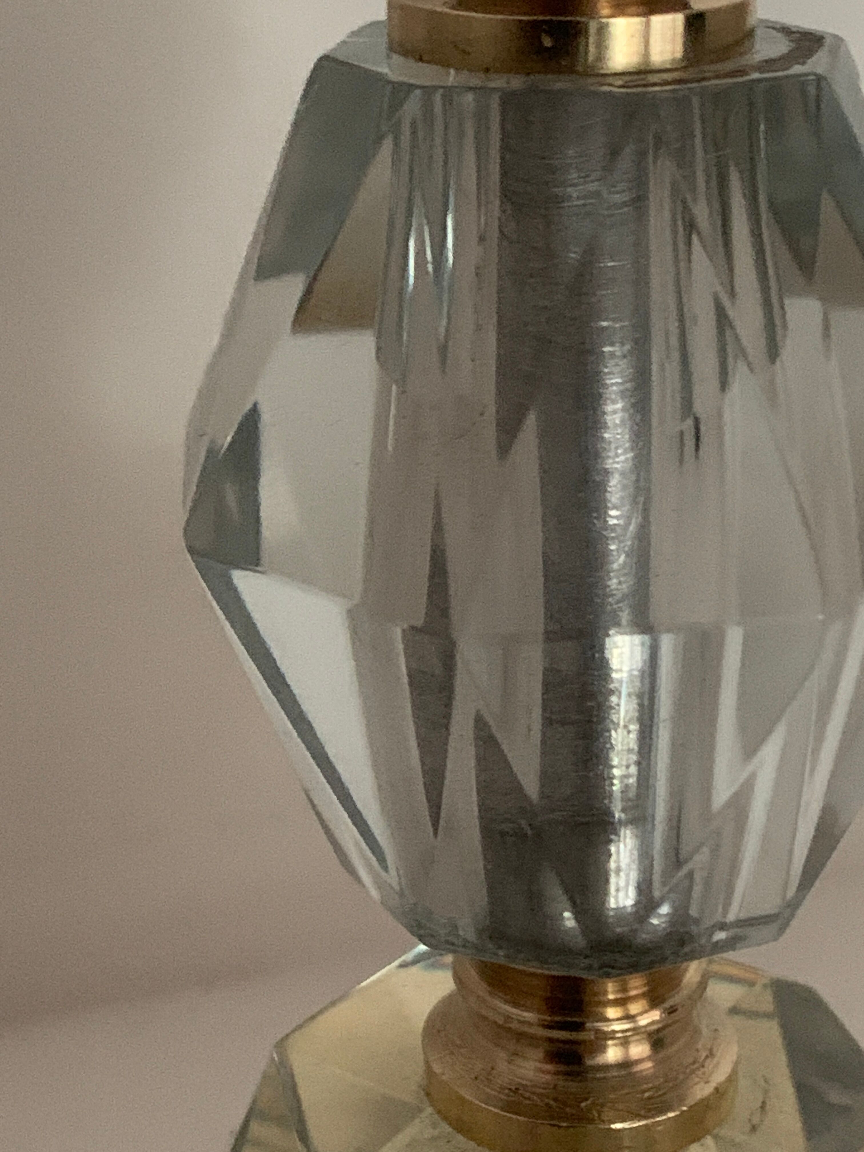 Pied de lampe en verre et métal doré