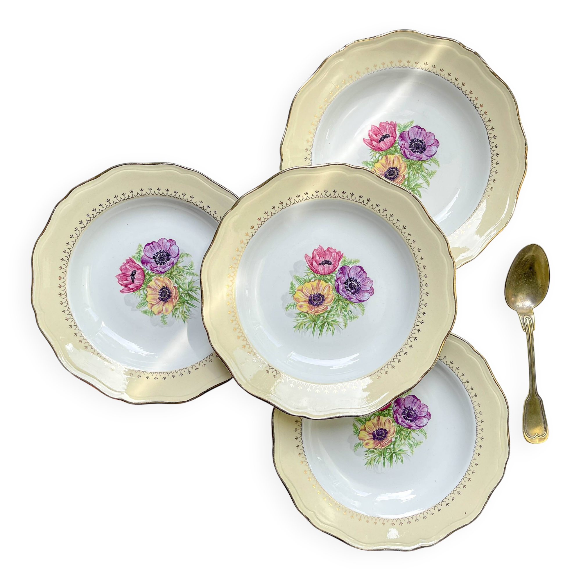 4 vintage porcelain soup plates with white and golden yellow floral pattern L'Amandinoise "Coopélia"