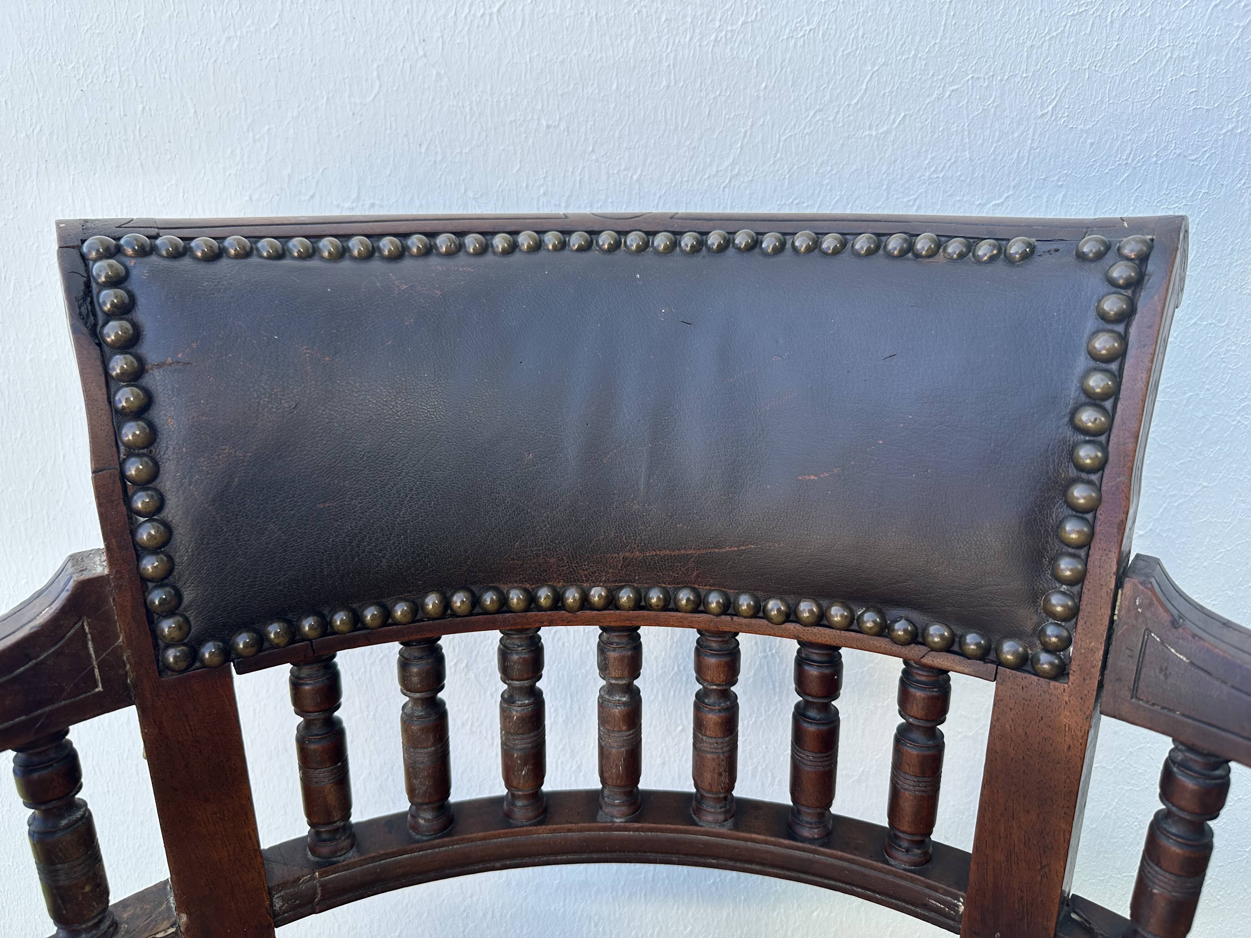 Napoleon III office chair in solid wood