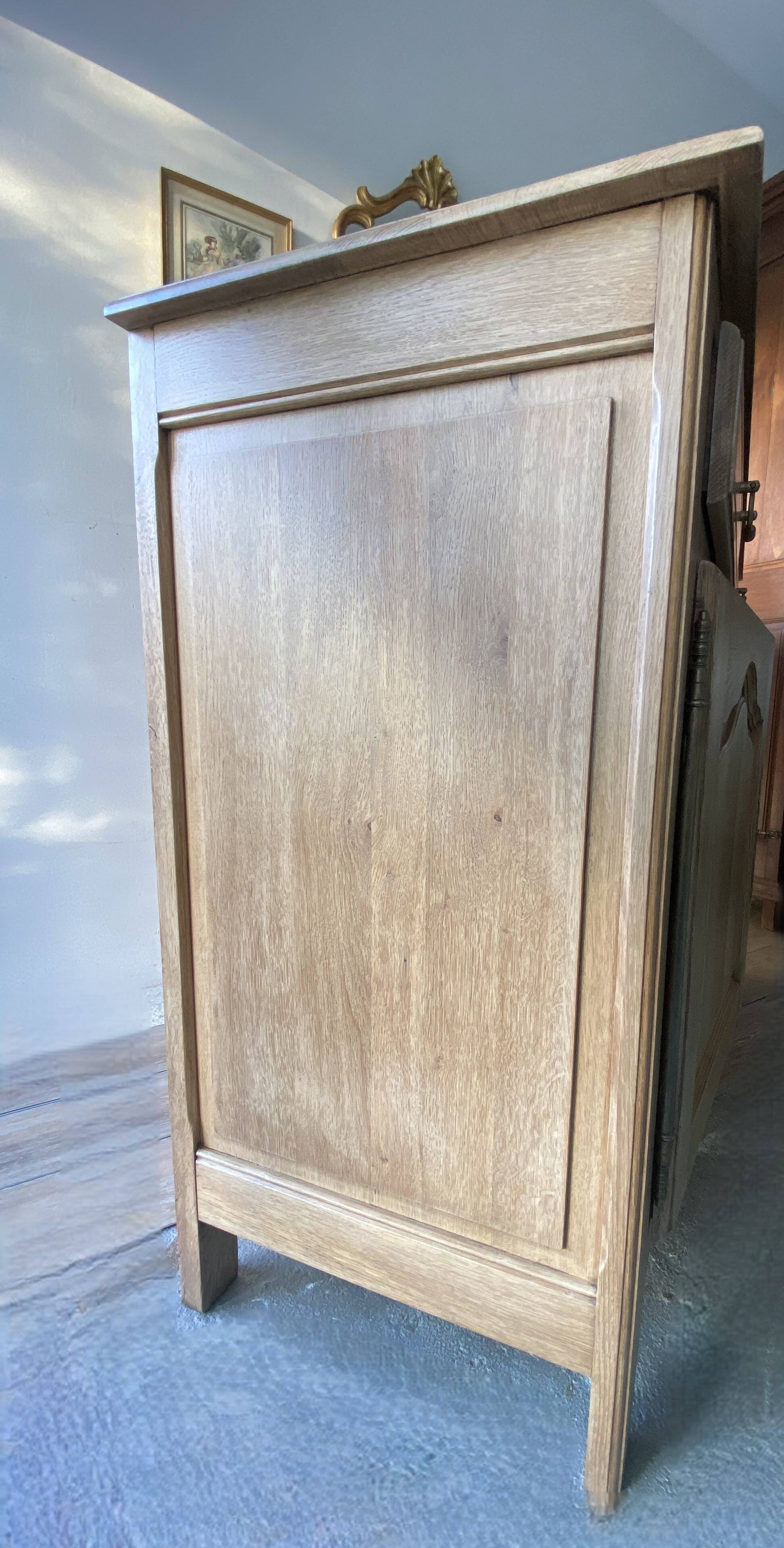 Rustic solid oak sideboard - raw golden honey wood