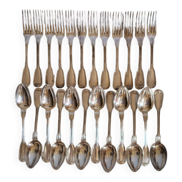 24 couverts de table métal argenté modèle au filet