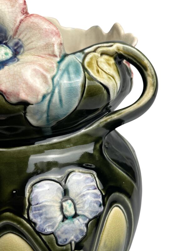 Art nouveau, vase barbotine de Bruyn Fives-Lille vers 1900