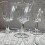 Lot de 17 verres à pieds verres à vin