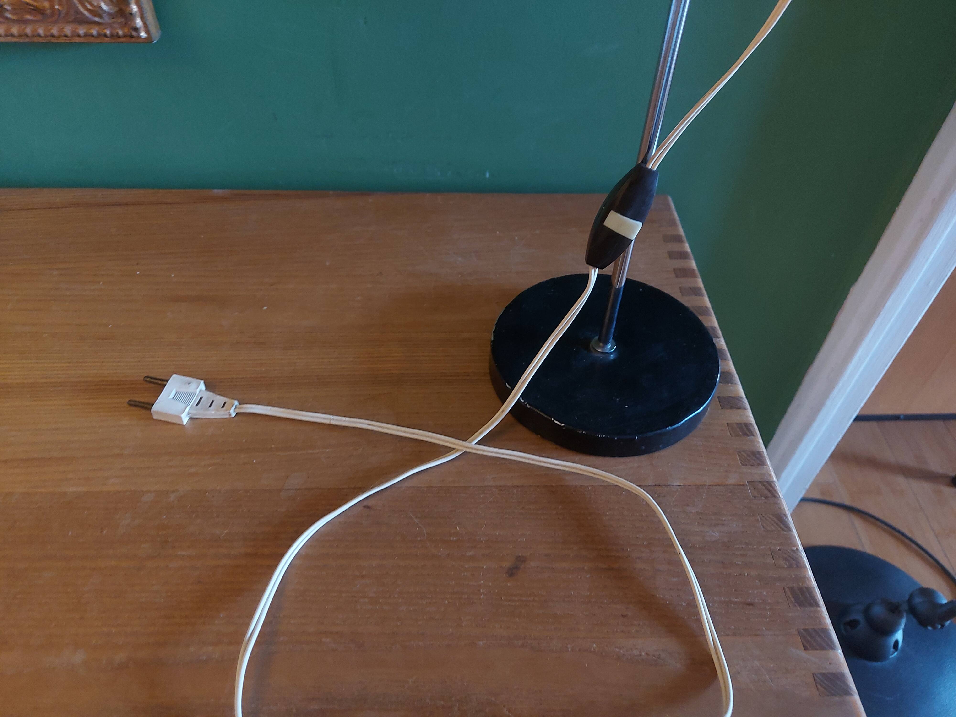 Vintage articulated lamp Jan Suchan