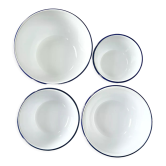 Set of 4 bowls in white and navy enamelled sheet metal