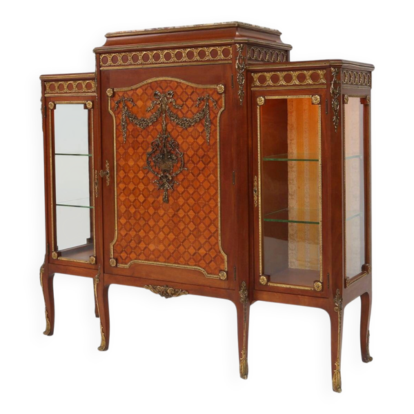 Vitrine Louis XVI en marqueterie avec éclairage, France, années 1850.