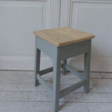 Vintage shoeshine stool base green of gray, wooden seat