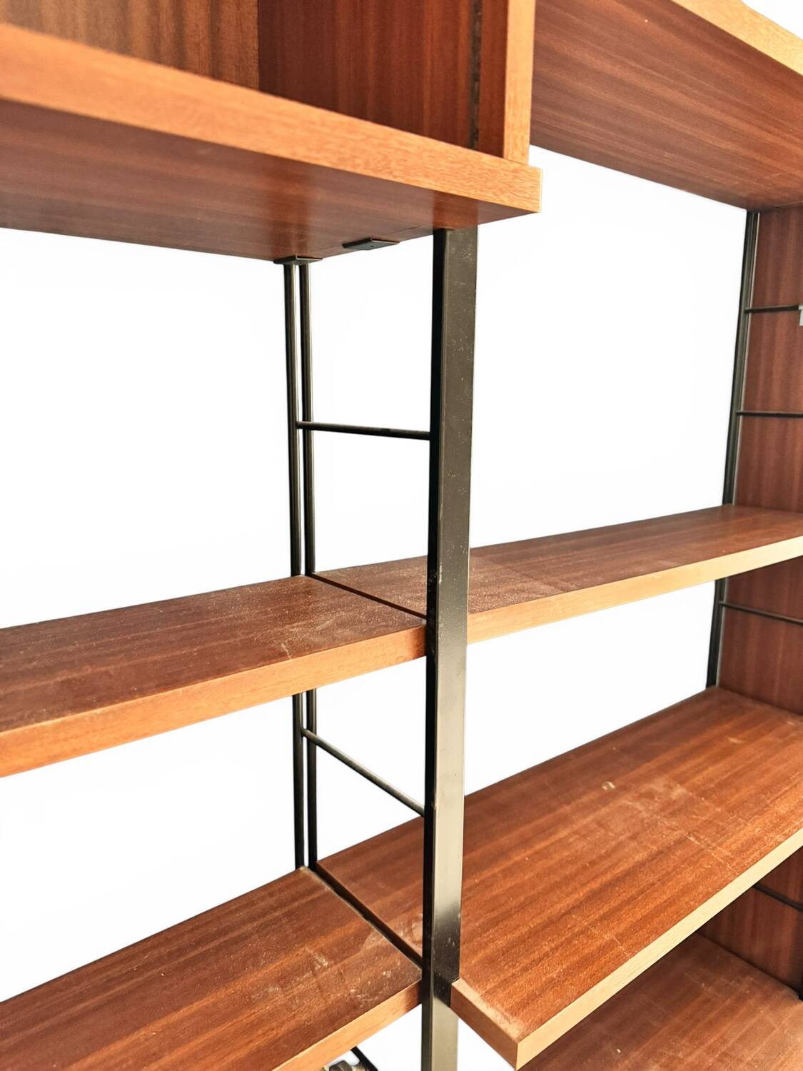 Scandinavian modular library shelves - lacquered mahogany metal 1970