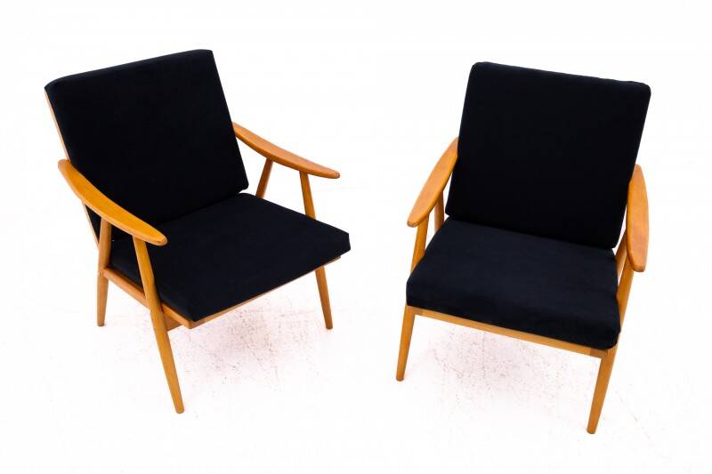 Pair of armchairs, Czechoslovakia, manufacturer TON, 1960s. After renovation.