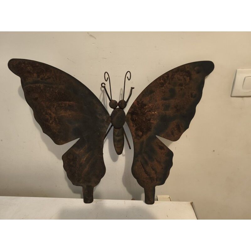 Sculpture en métal papillon