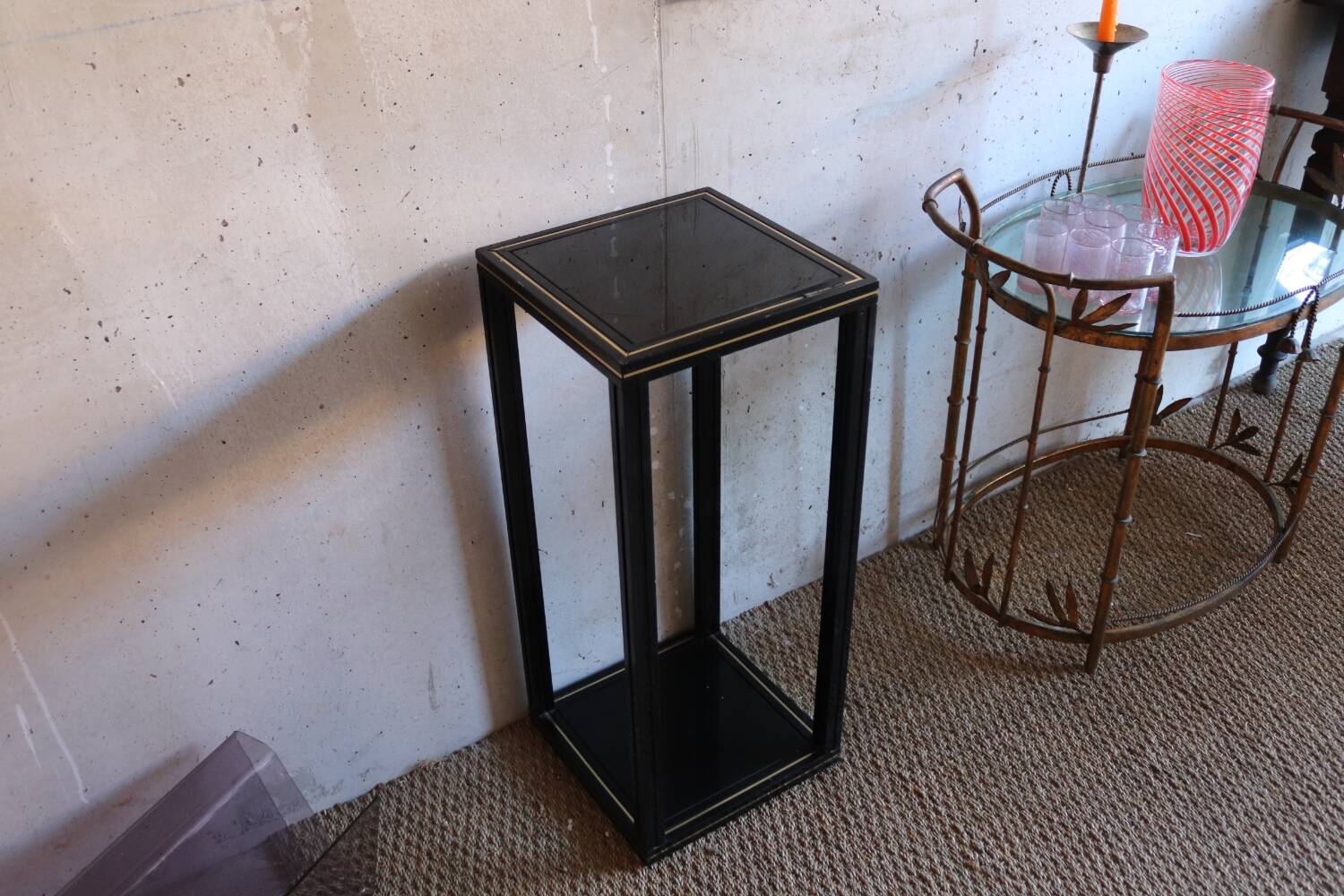 Black pedestal table Pierre Vandel 80s/90s