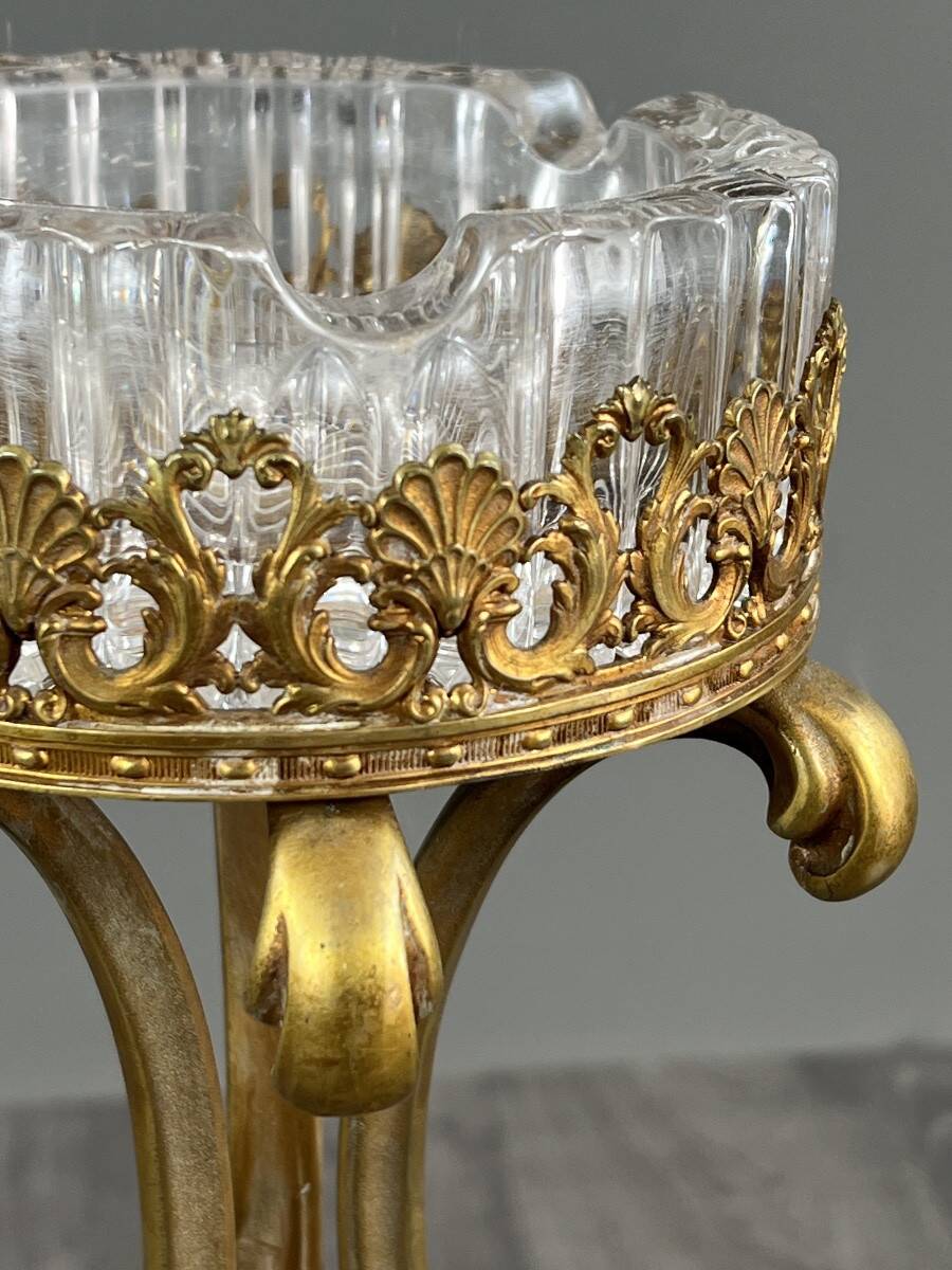 Bronze-gilt and crystal standing ashtray, 20th century