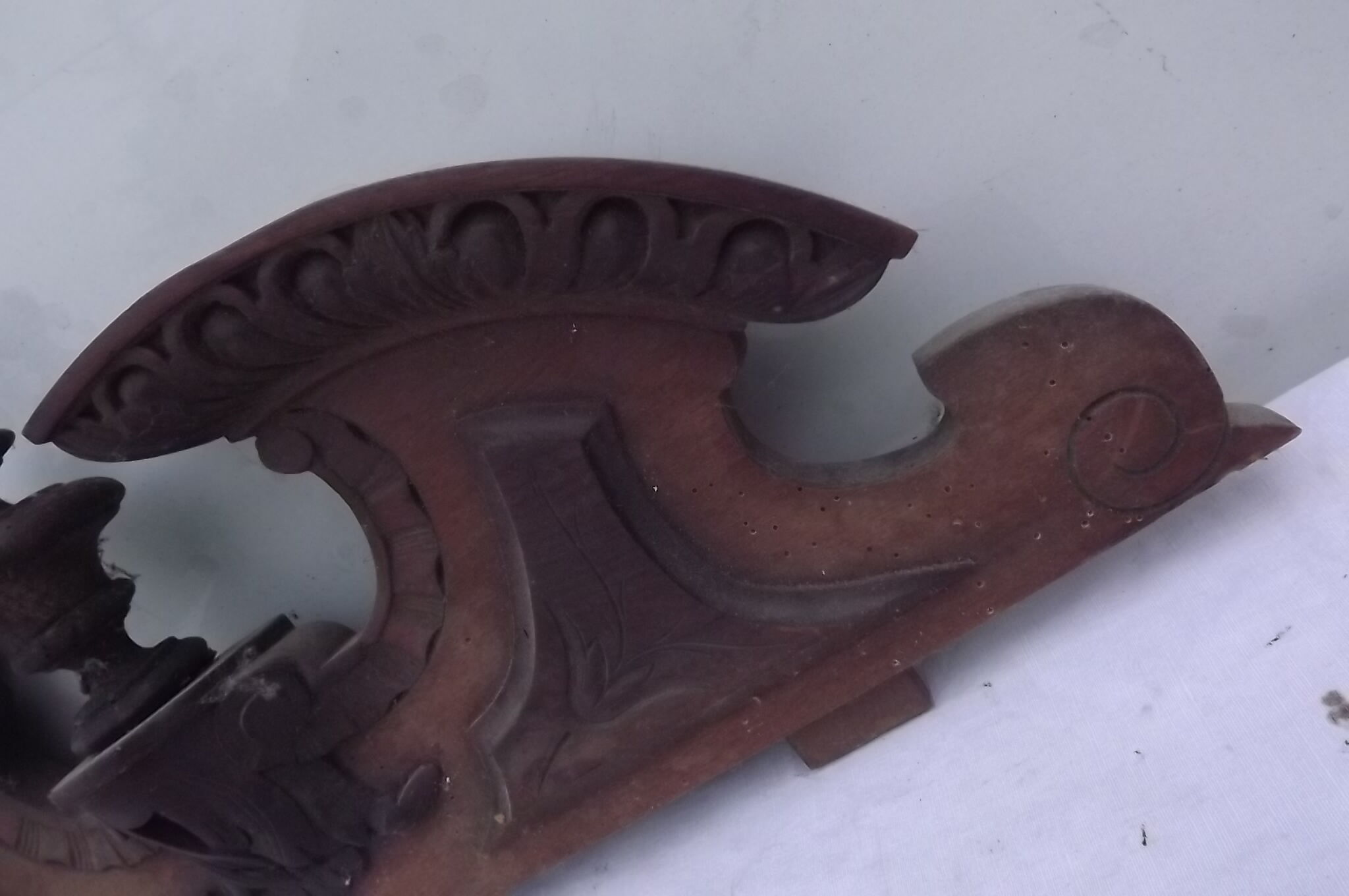 Pediment XIXth Walnut