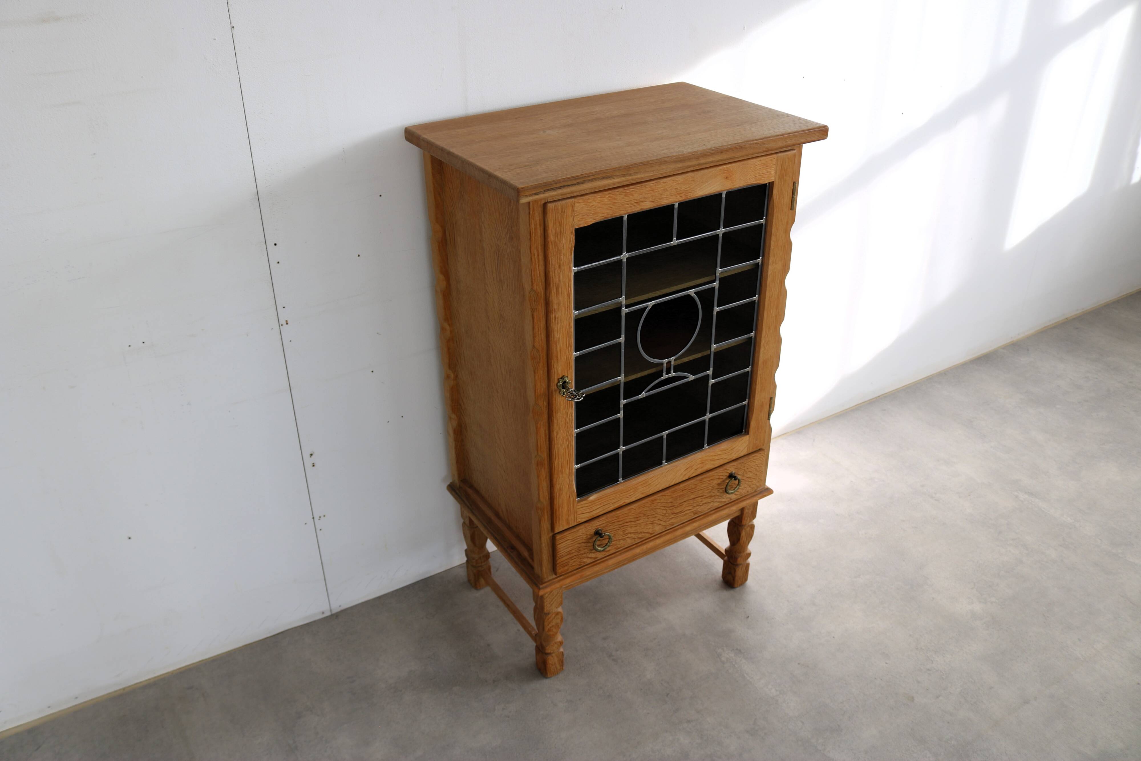 Table de chevet vintage en chêne Kjaernulf