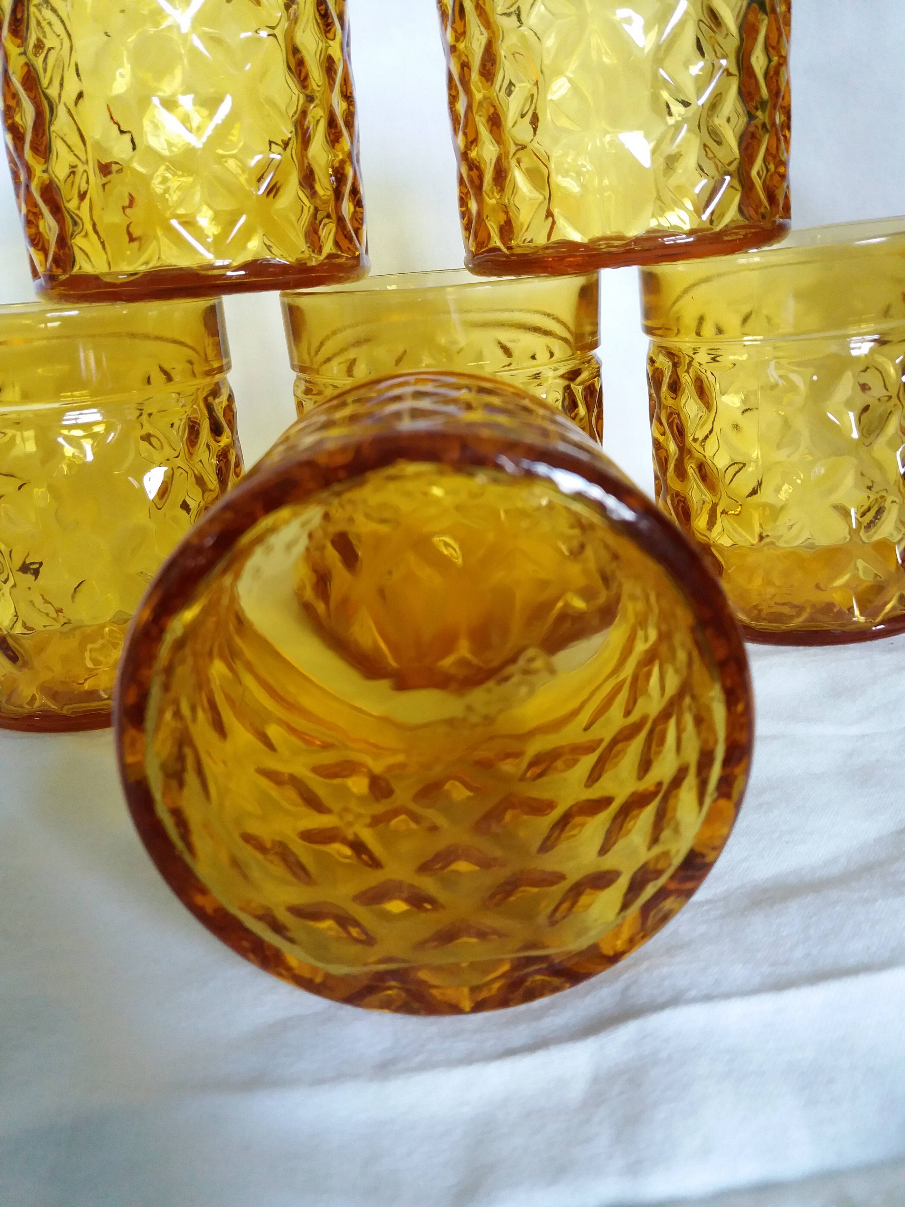 Pernod glasses with pineapple diamond tip decoration
