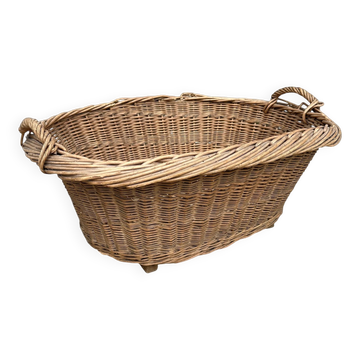Grand panier à linge ovale en osier