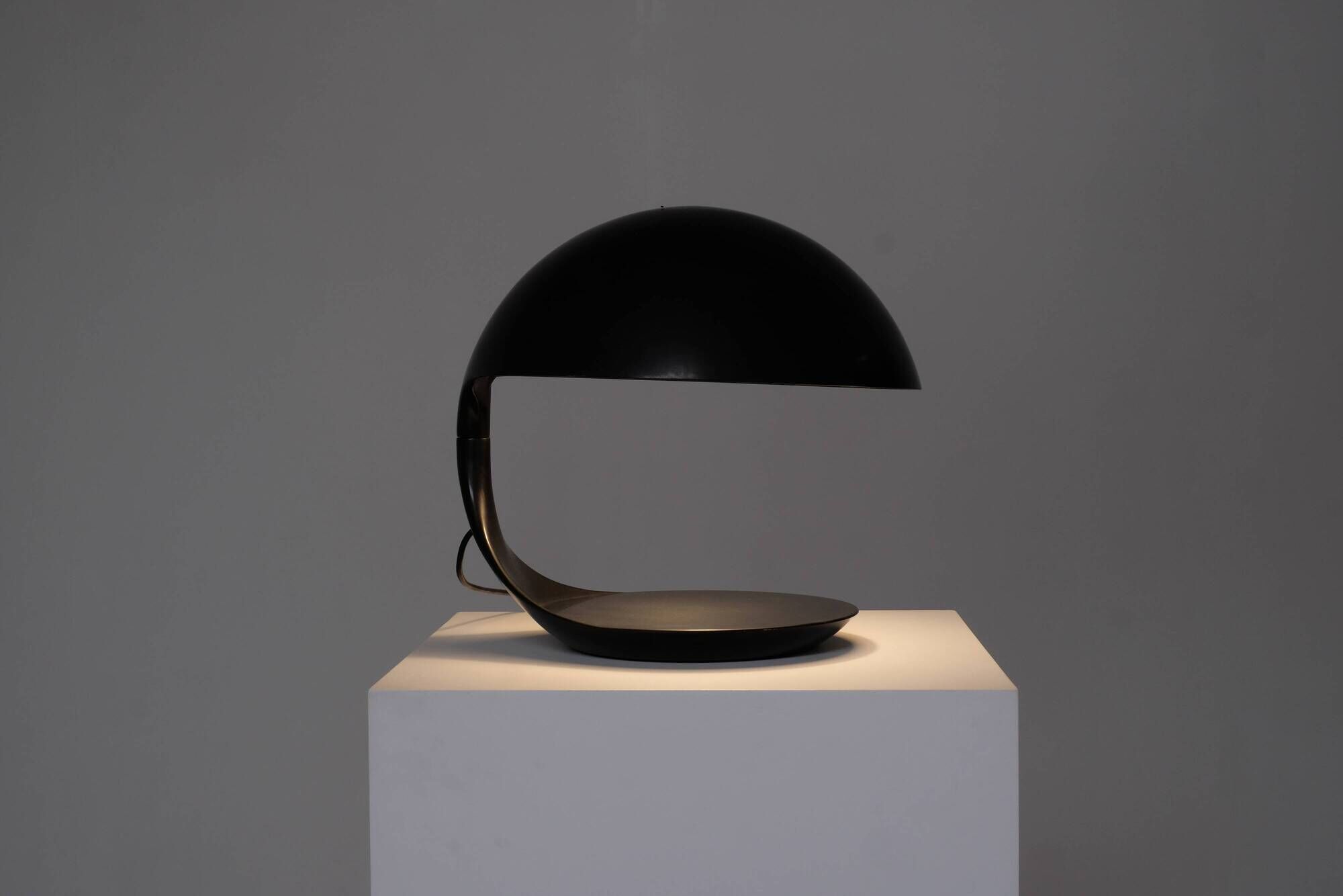 "Cobra 629" lamp by Elio Martinelli for Martinelli Luce, Italy 1968.