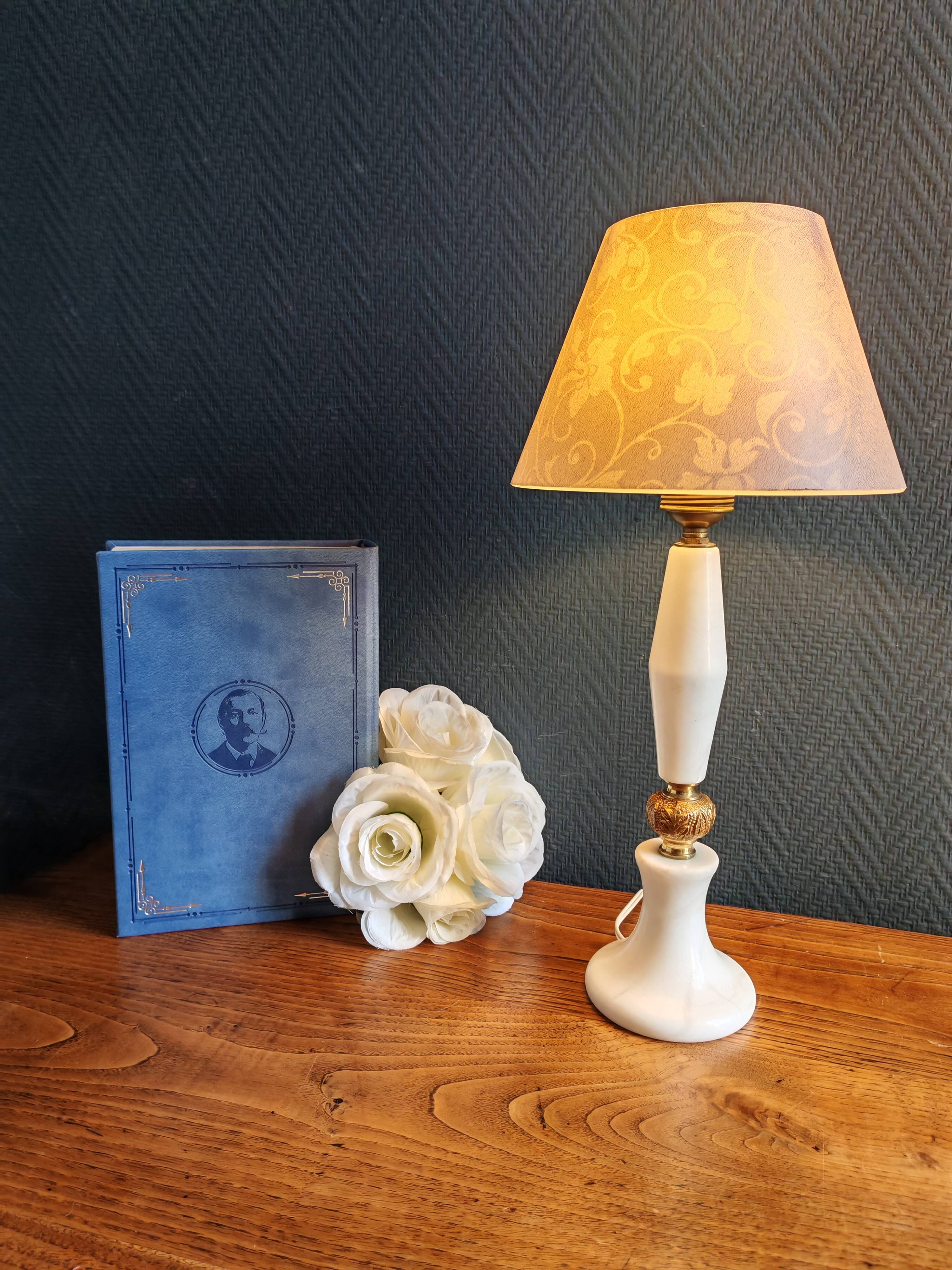 Vintage Table Lamp in White Marble and Brass