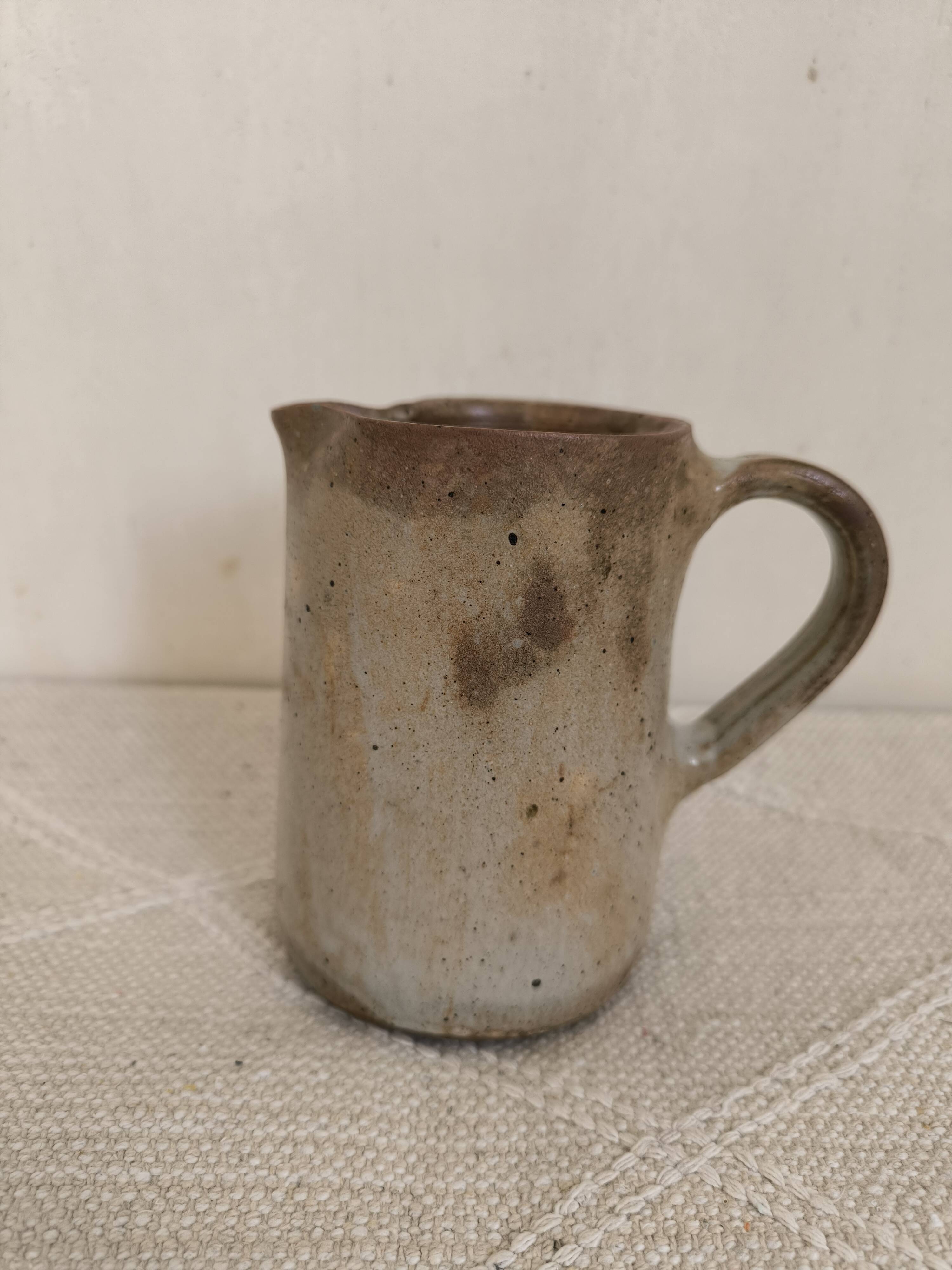 Pichet, pot à lait vintage en grès