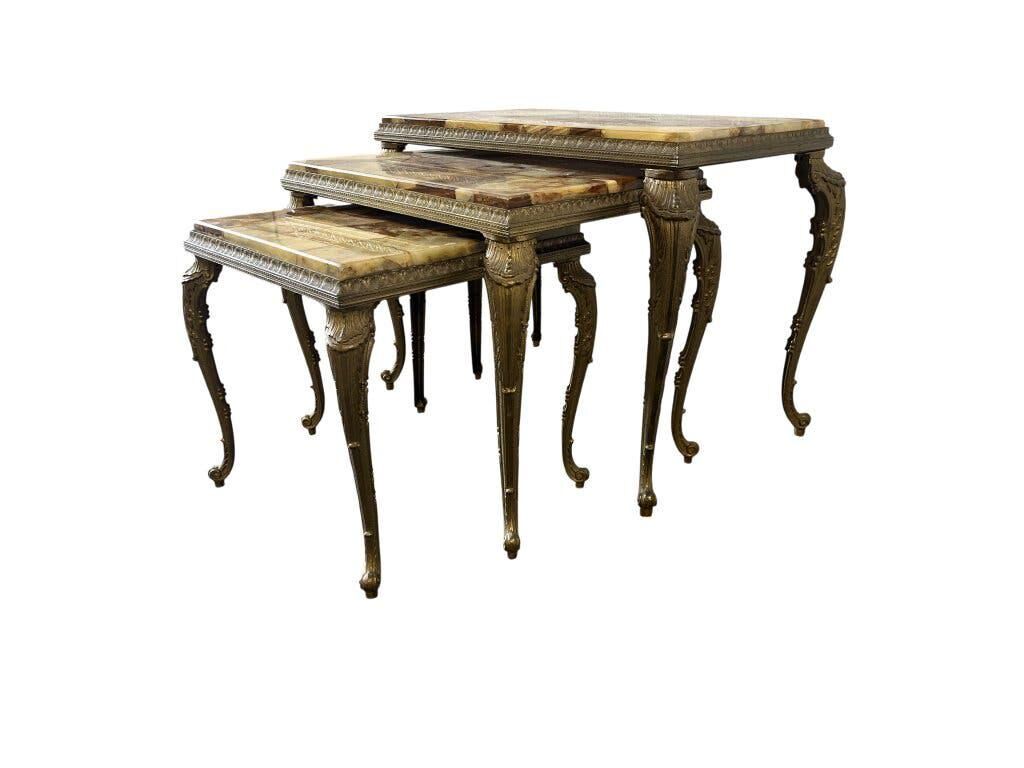 Ensemble de 3 tables gigognes vintage / tables d'appoint en onyx