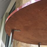 Modernist table-forming table serving