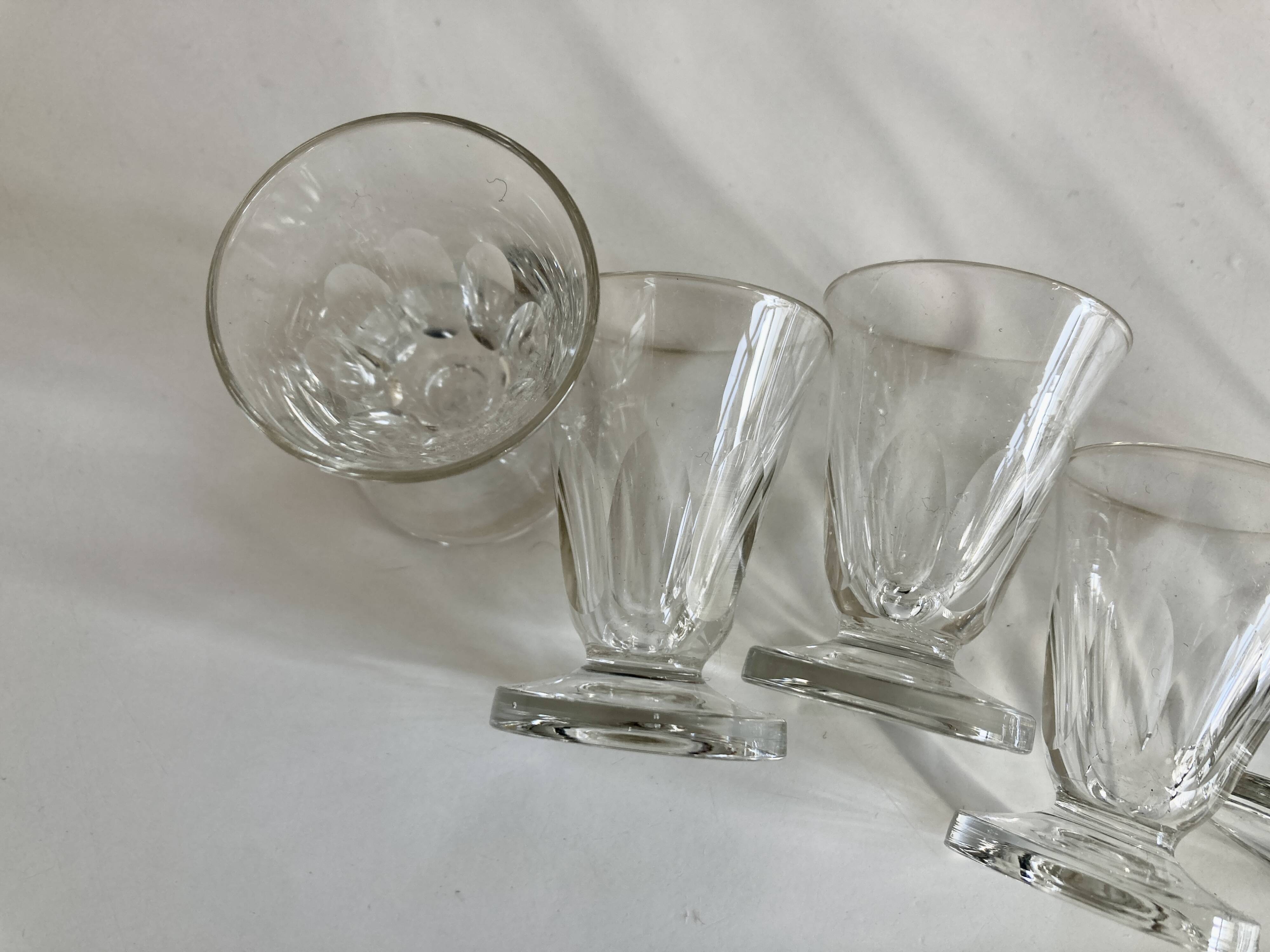 Set de 6 verres shots modernistes en cristal taillé côtes plates 1950