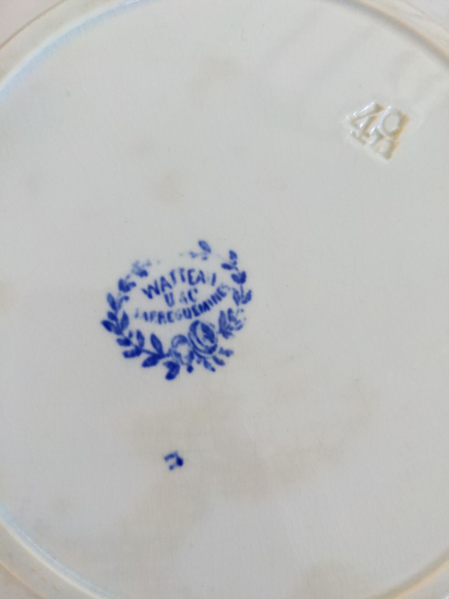 Old plates earth of iron Sarreguemines Watteau vintage retro
